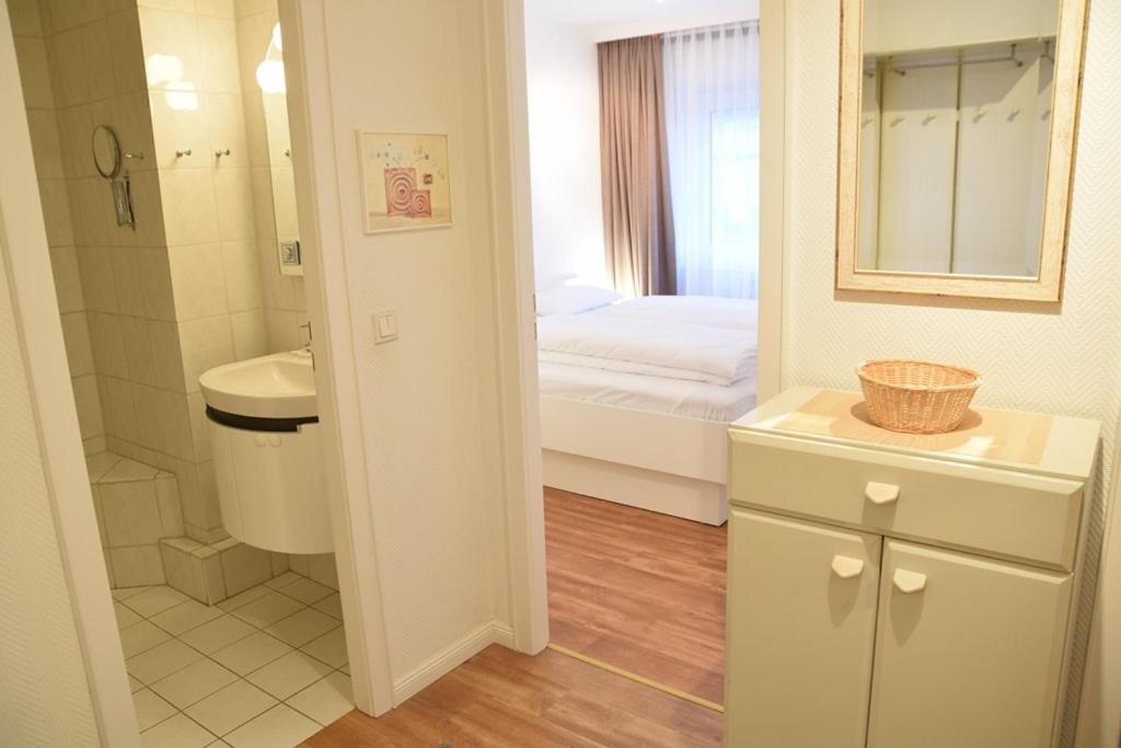 Gemuetliches 2-Zimmer-Appartement Mit Balkon Richtung Sueden. Westerland Kültér fotó